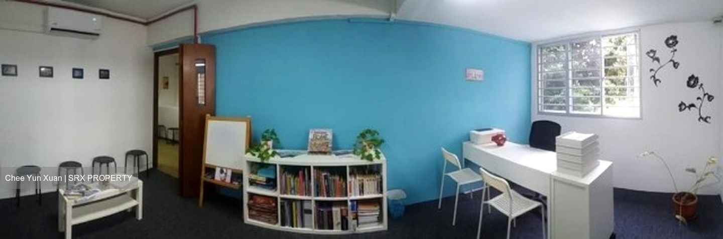 452 Ang Mo Kio Avenue 10 (D20), Shop House #492289441